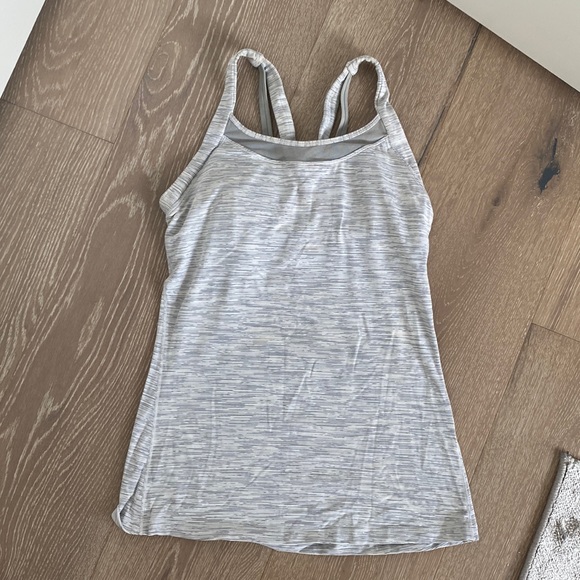 Lululemon VINTAGE Align Women’s Workout Top - Built in Bra - Mesh - Picture 1 of 2